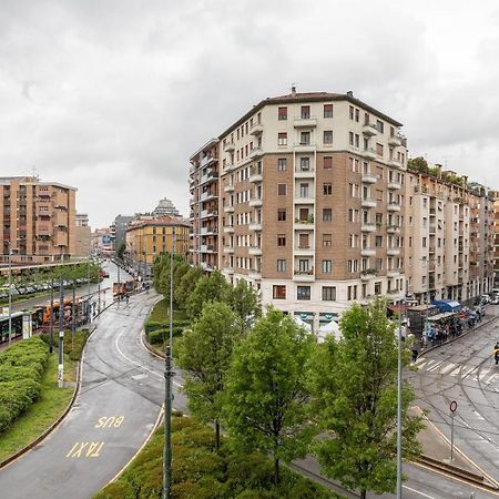 Piazza De Angeli M1 Comfortable Flat With Balcony ميلان المظهر الخارجي الصورة